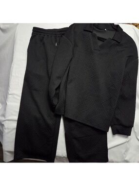 Black Geometric Loungewear Set Two Piece Large/XLarge